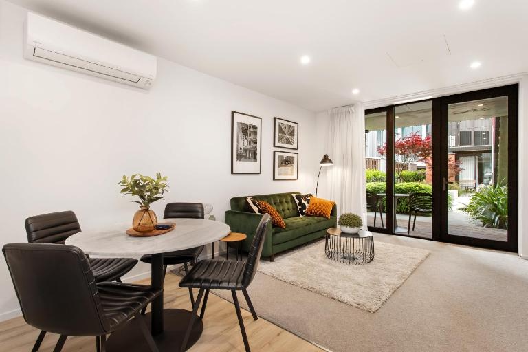 Modern Stylish New 3 Mins CBD - B&B Christchurch