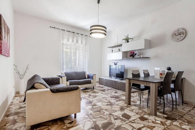 Lovely Santa Maria Apartment - B&B Sassari