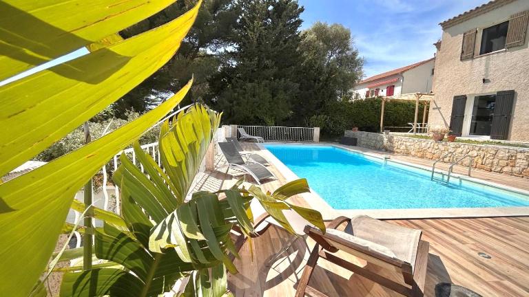 Villa Horizons - Maison familiale vue mer avec piscine 15mn à pieds de la plage - B&B La Seyne-sur-Mer