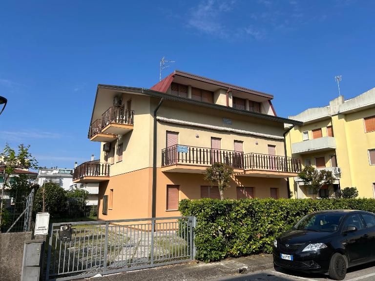 Villa Loris - Ferienwohnung Lignano