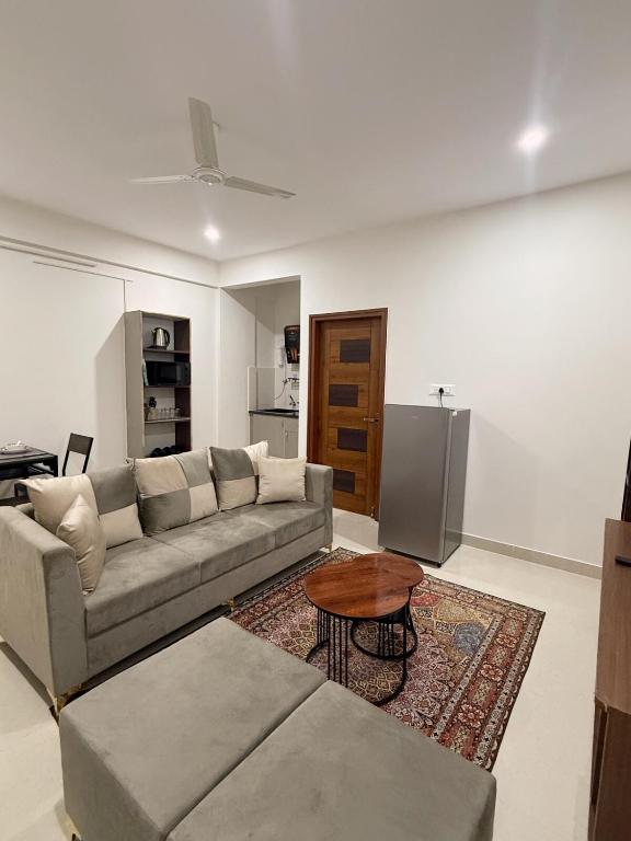 Urban Comfort Fully Furnished 1BHK - B&B Bengaluru