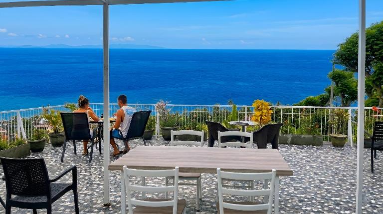 Arirang Sea View Homestay - Bed and Breakfast Senggigi