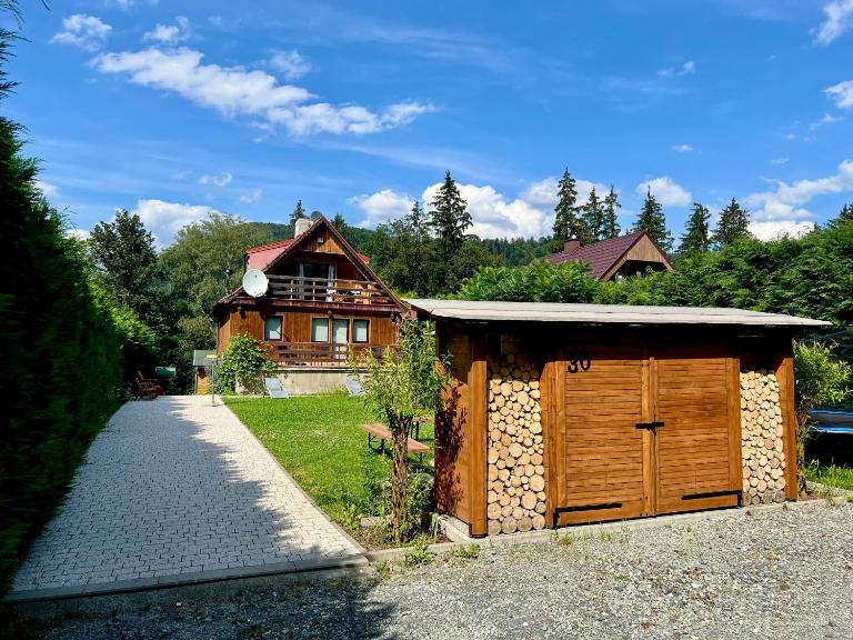 Dom Wypoczynkowy MORIS Międzygórze - B&B Międzygórze