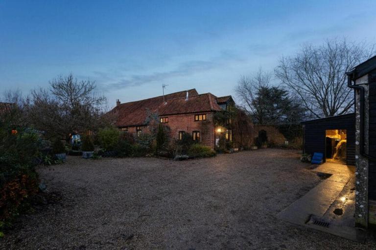 Roundabout Farm - Ferienwohnung Thurning