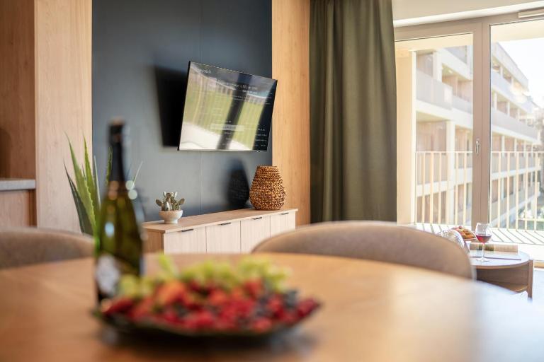 Wyspa Uznam Apartamenty Promenada Greeneri - Bed and Breakfast Świnoujście