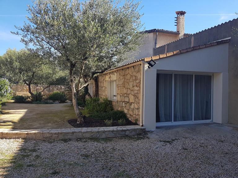 Havre de paix avec piscine proche Montpellier et sète - Ferienwohnung Cournonsec