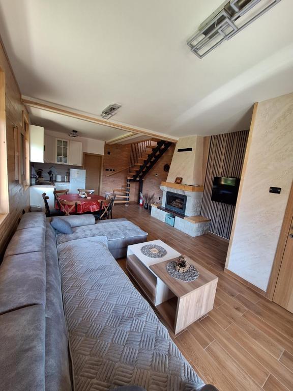 Митровилица - Mitrovilica - B&B Mitrovac