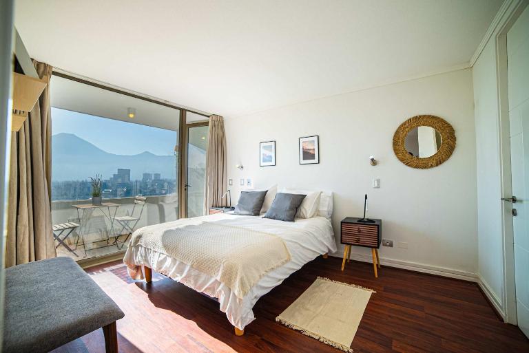 Exclusive accommodation in Kennedy area - B&B Santiago del Cile