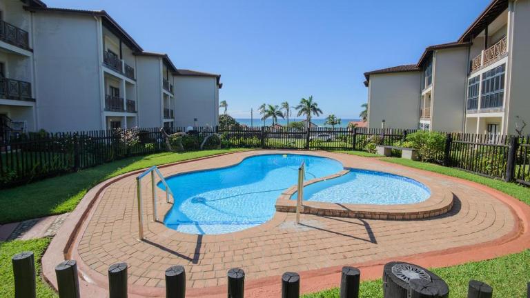 67 Topanga, Seaside Retreat - Chambres d'hôtes Uvongo Beach