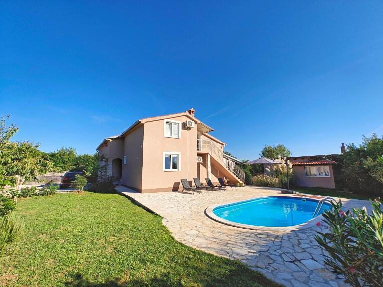 Ferienhaus Anita - B&B Labinci