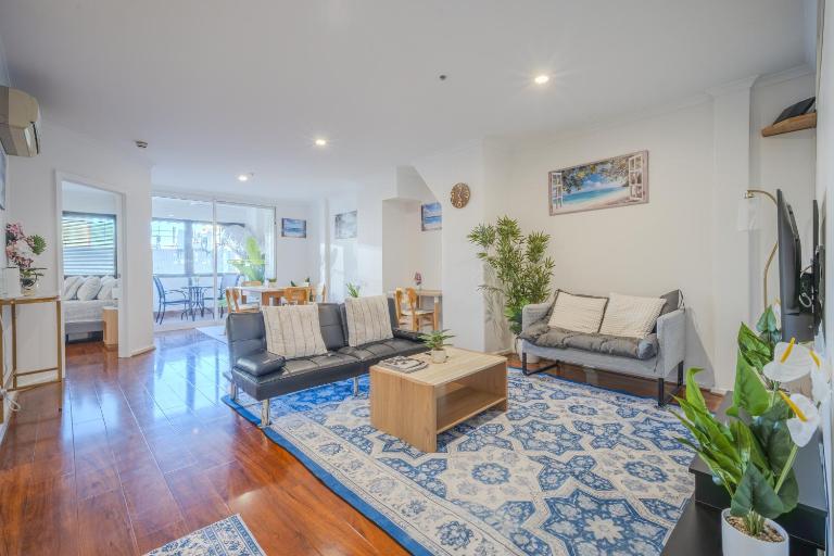 Central 2BR on King William - B&B Adelaida