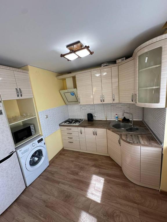 квартира подобова Саварі - Bed and Breakfast Berehove