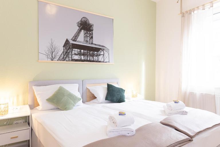 Modernes Apartment am Park ruhig, komfortabel, Handtücher, Bettwäsche, MagentaTV - Ferienwohnung Hamm