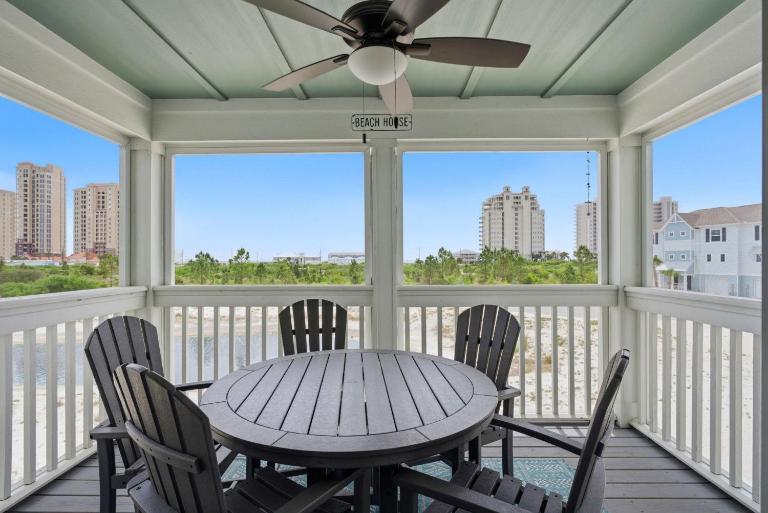 Sandy Feet Retreat at Lost Key Villas - B&B Perdido Key