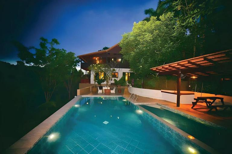 Deserenity Exclusive Jungle Resort Seremban - Bed and Breakfast Seremban
