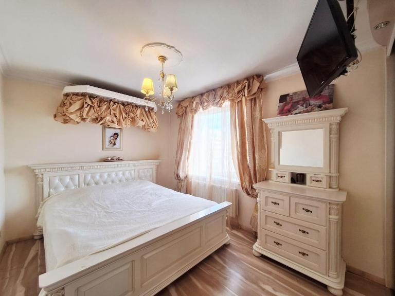 Apartment in Chisinau near Rose Valley Park - B&B Chişinău