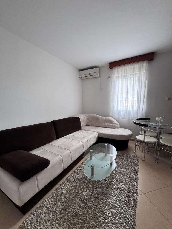 Apartment Budva Lazi - B&B Budva