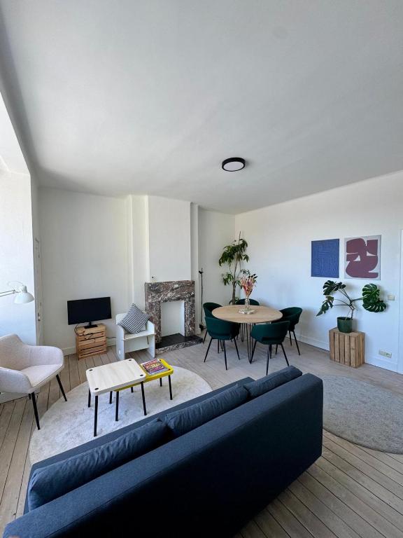 Appartement 2 chambres au calme - vue sur Flagey - Ferienwohnung Brüssel