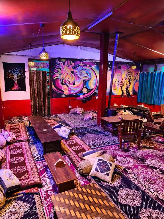 Art cafe kasol - Ferienwohnung Kasol
