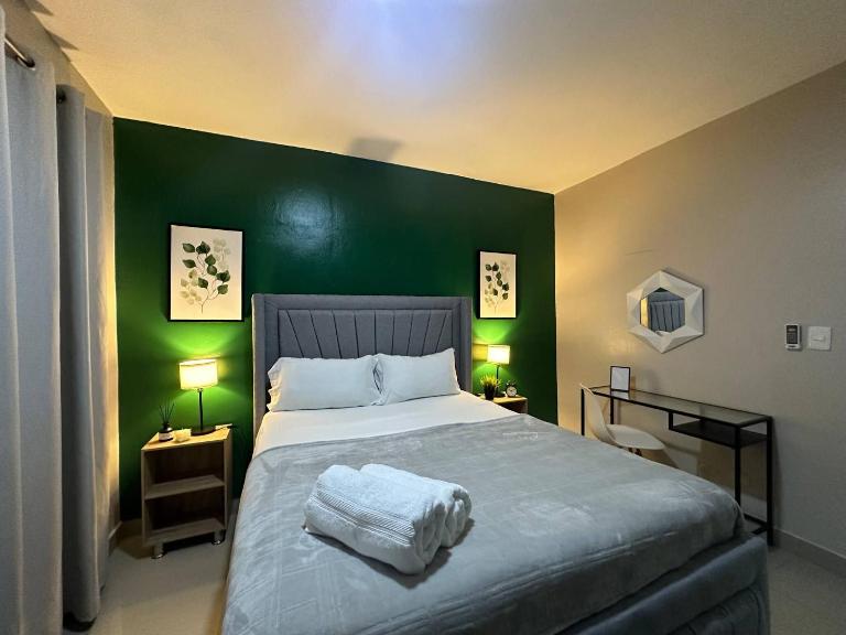 Sunset place One bedroom in front of PUCMM - B&B Santiago de los Caballeros