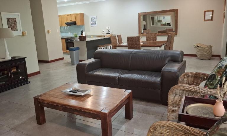 A22SelborneGolfEstatePennington - B&B Pennington