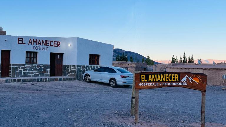 EL AMANECER hospedaje y excursiones - B&B El Peñón