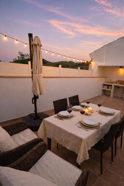 La Casita de Isabel, Near Ronda, Sierra de Grazalema - Bed and Breakfast Montecorto