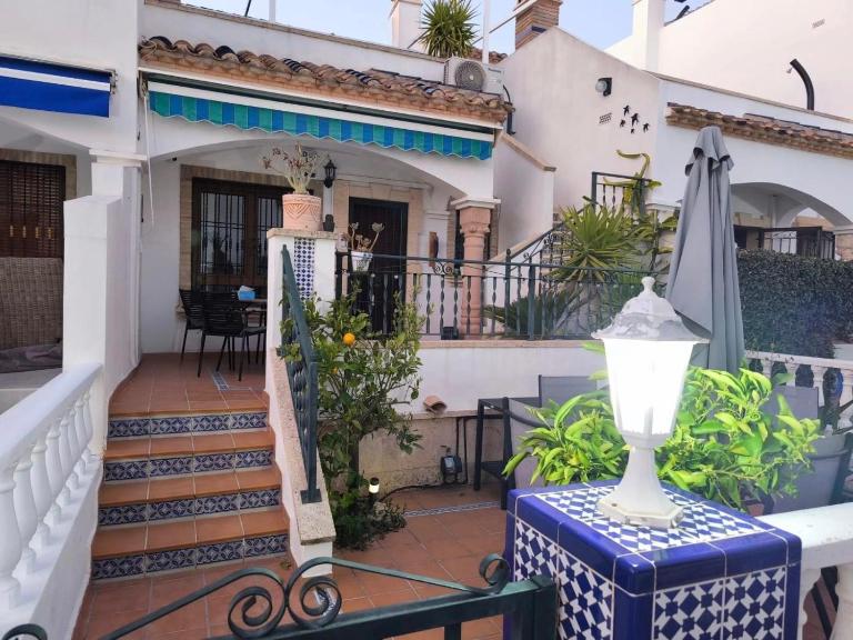 Costa Blanca Holiday House - Ferienwohnung Urbanizacion los Balcones