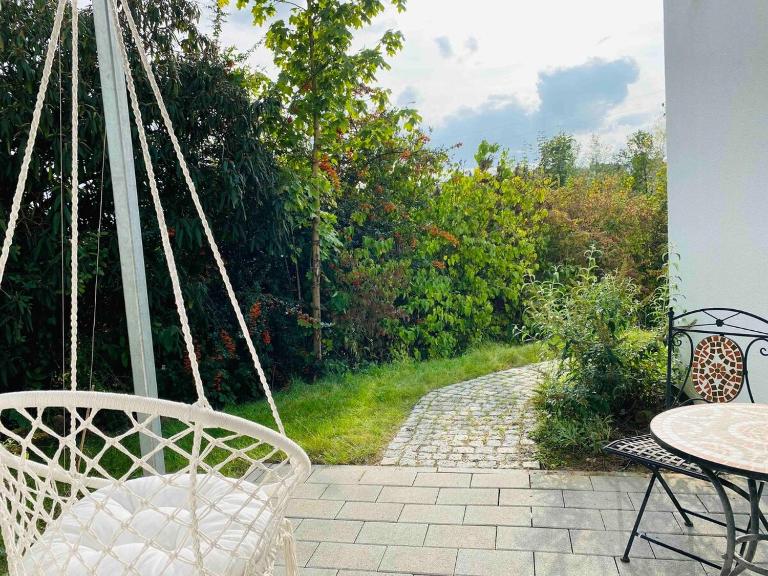 Private Terrace and Hammock Chair - Quiet Oasis near Esslingen - Chambres d'hôtes Esslingen