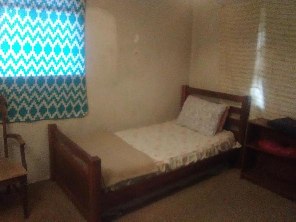 Comfy Room 2 - B&B Overland Park