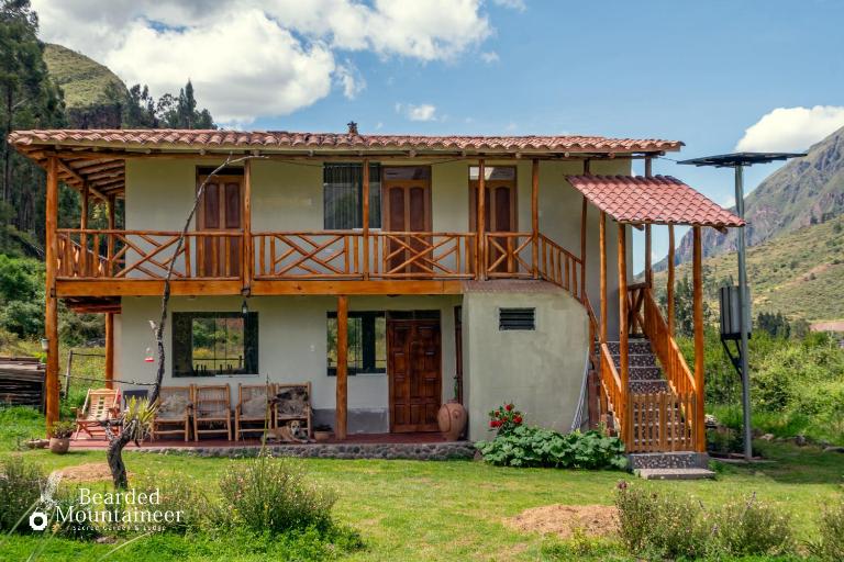 bearded mountaineer lodge - B&B Calca
