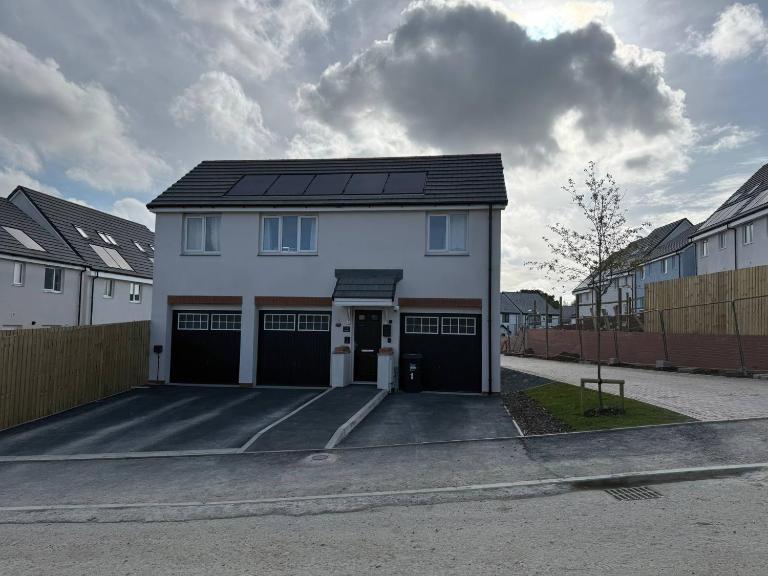 Yonja Homes - B&B St Austell