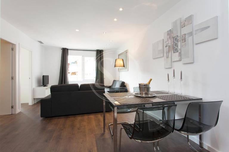 Bonito apartamento para 4 en Poble Sec - Bed and Breakfast Barcelona