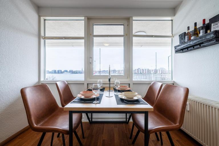 Havenblick 45 - vom Garten zum Meer - Bed and Breakfast Wilhelmshaven