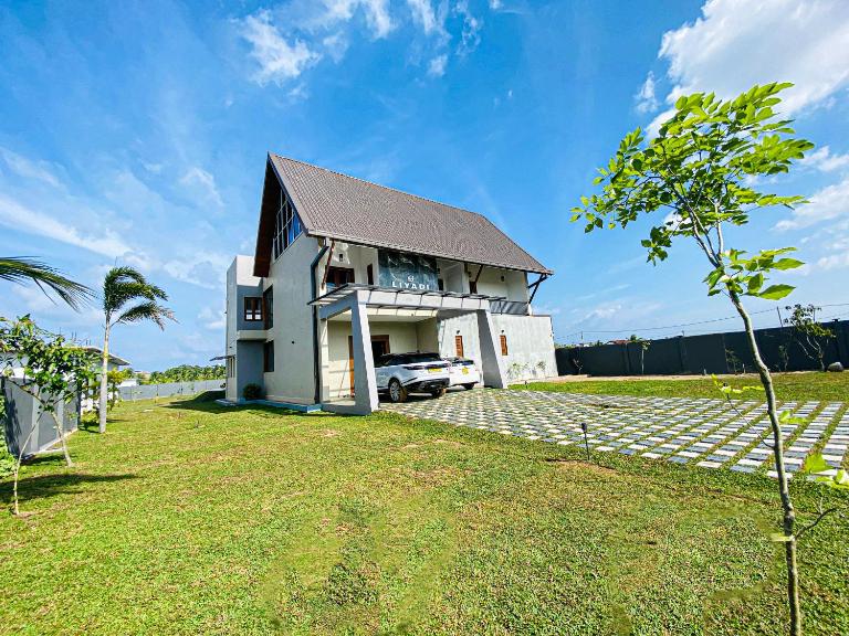 Liyadi Addalaichenai - B&B Addalachenai