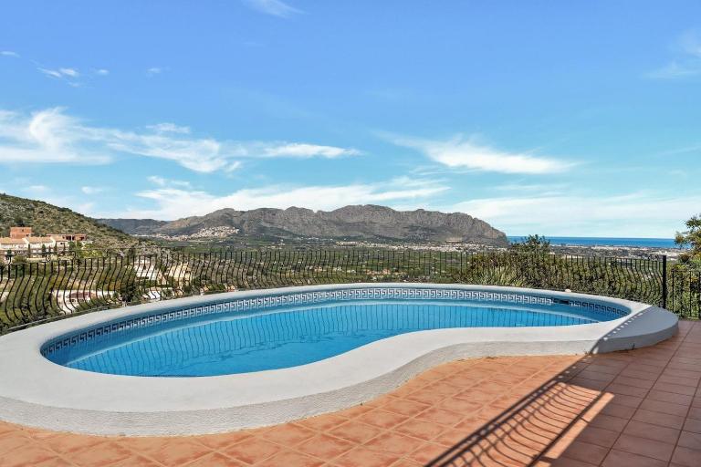 Villa Monte Solana - Private Villa & Pool - Panoramic Sea & Mountain views - Pedreguer close to Denia & Javea - B&B Pedreguer