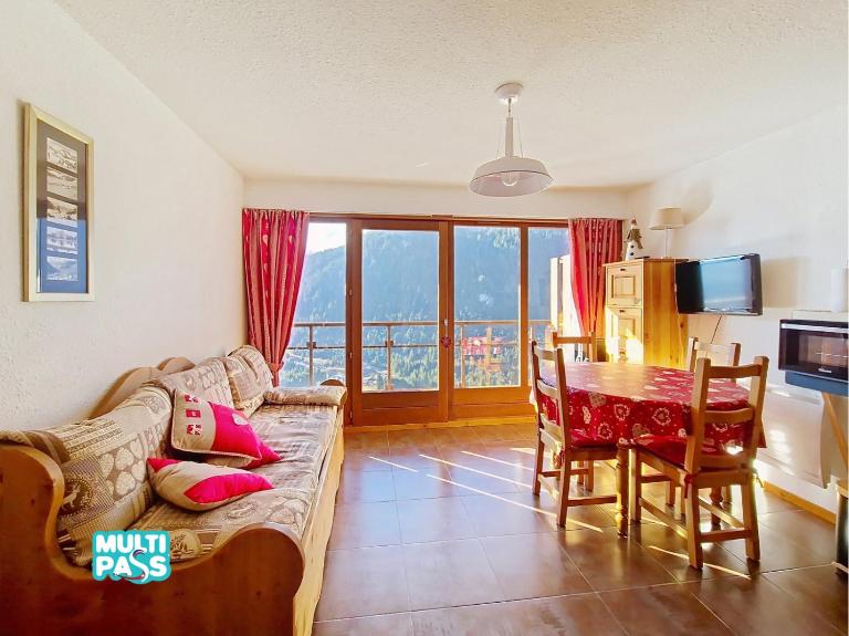 Barbessine BBB18 SUN & CHAIR LIFT 4 pers - Bed and Breakfast Châtel