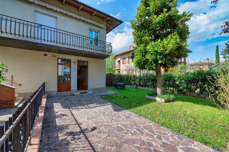 GuestHost - Comfy Apartment 200 mt from the Lake! - B&B Castiglione del Lago