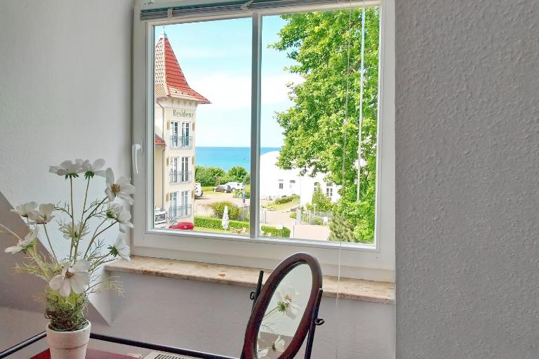 Strandpalais Wohnung 11b - B&B Ostseebad Kühlungsborn