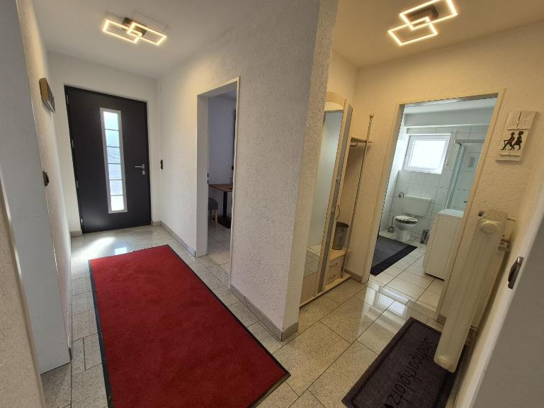 FeWo Ausblick Rottweil, eigener Zugang, Terrasse, Carport - B&B Rottweil