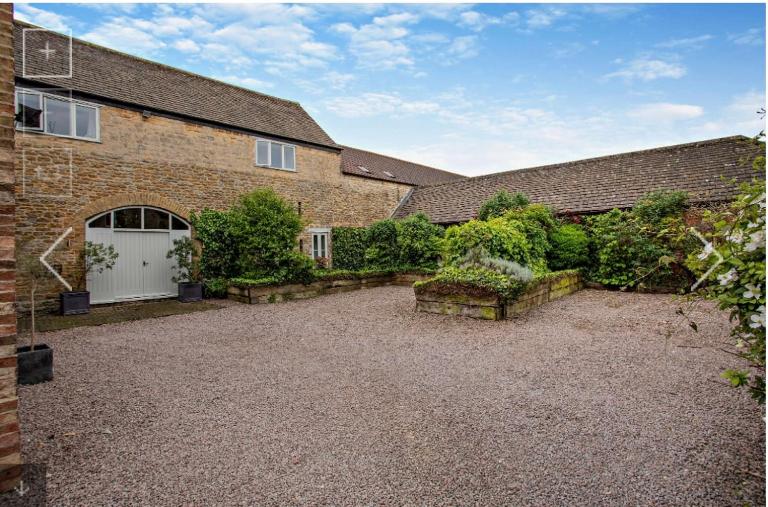 Grange Barn - B&B Peterborough