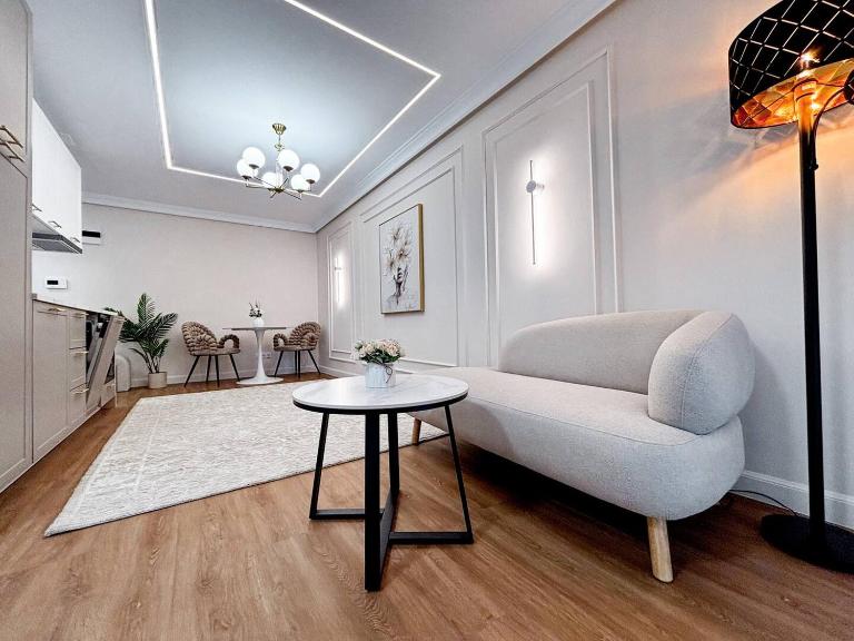 Zeya Modern Stay with Underground Parking - B&B Cluj-Napoca