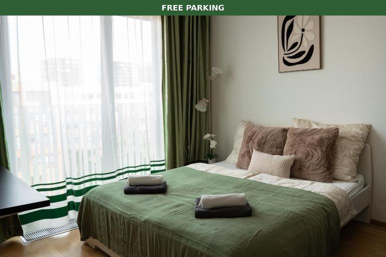 THE CENTRUM PARK APARTMENT with Free Parking - B&B Prague