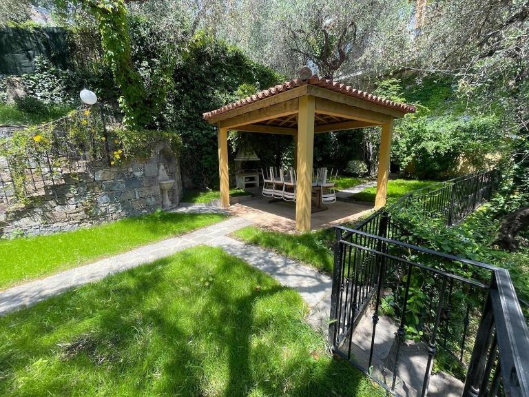 La villetta tra ulivi e colline - B&B Civezza
