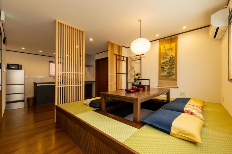 Luxury Japanese Villa丨Family-Friendly丨Fits Groups丨Near Osaka Castle丨450m to Kyobashi丨Rakui - B&B Osaka