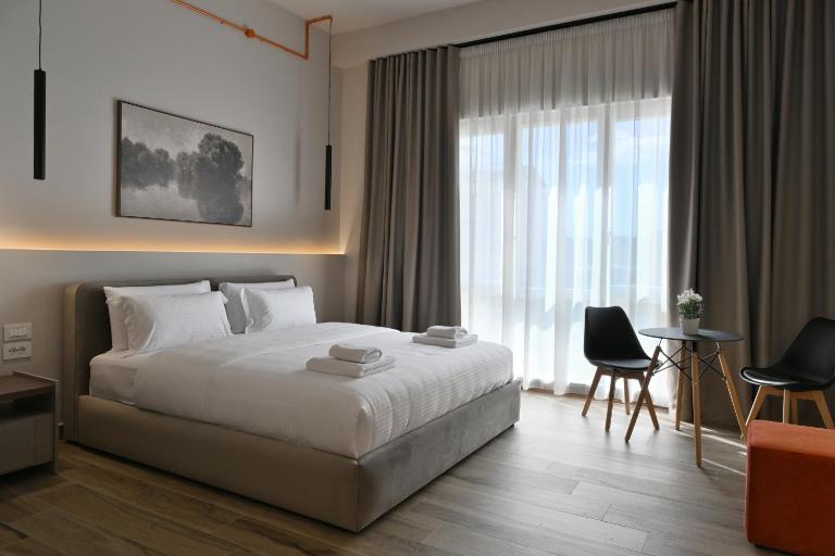 Cosmos Luxury Studio Suites - Ferienwohnung Tirana