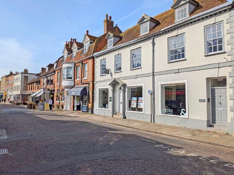 St Cyriacs - Chichester - B&B Chichester