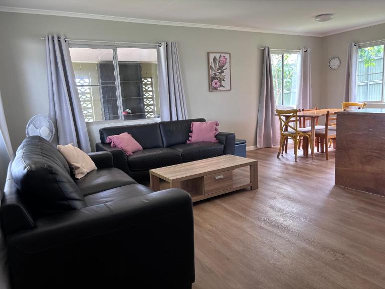 Central, Tidy and Private 3 Bedroom - B&B Atherton