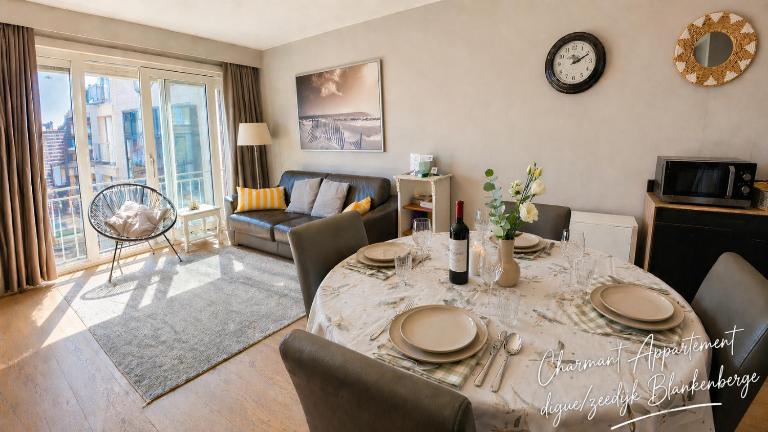 Charming Apartment direct access beach Blankenberge - Ferienwohnung Blankenberge