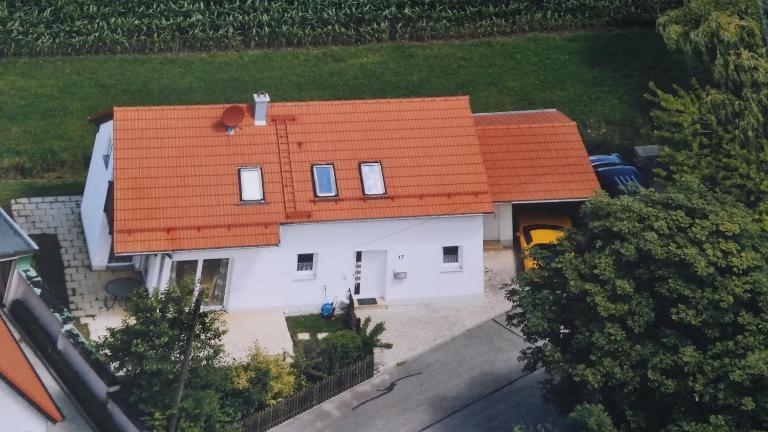 Wiflinger Graben Einfamilienhaus - B&B Wörth